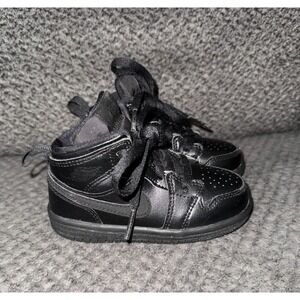 Jordan (TD) Air Jordan Retro 1 Mid TD Triple Black Size 7C Toddler Kids Sneakers